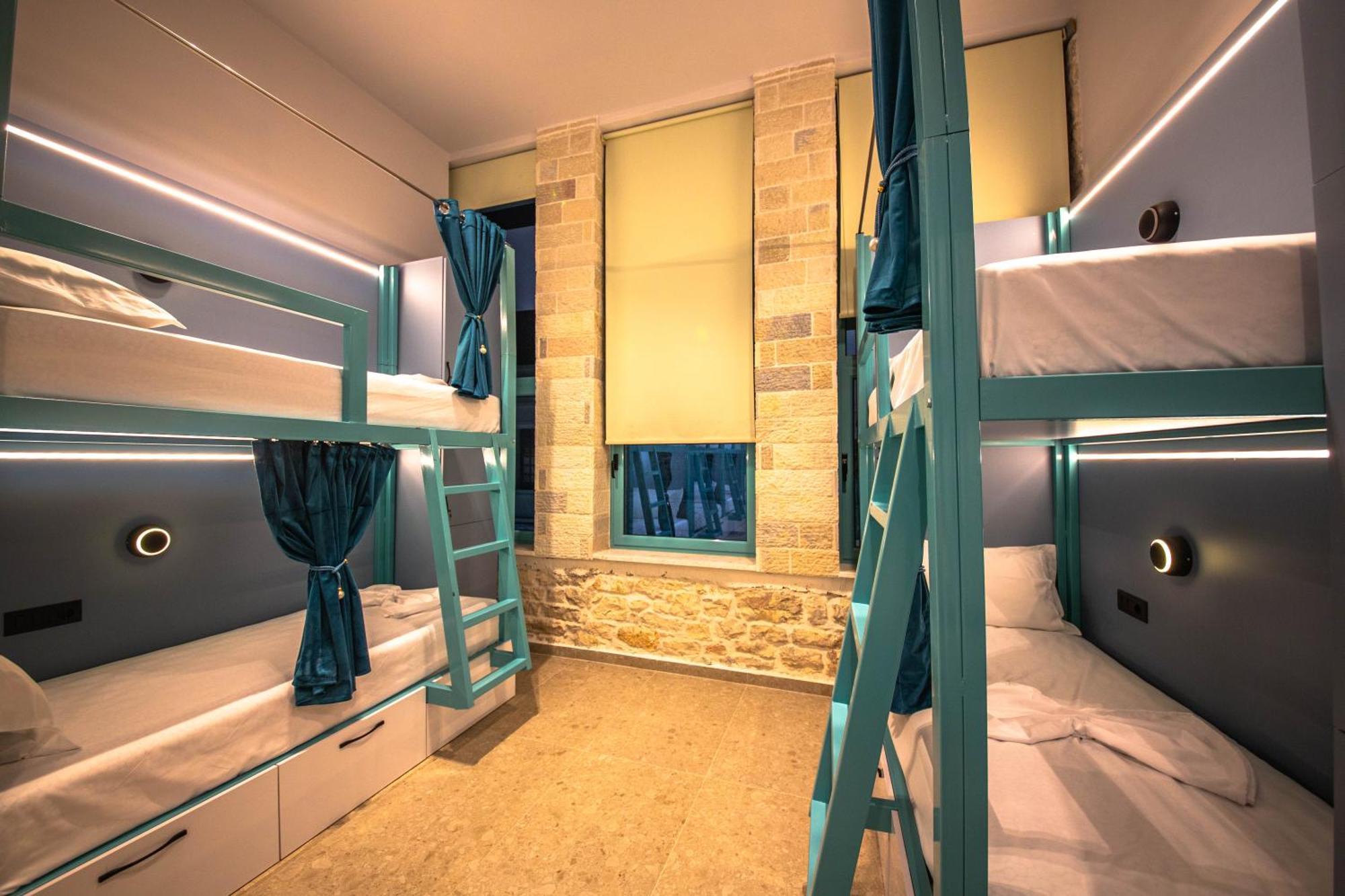 Vega 43 Hostel Σαράντα Εξωτερικό φωτογραφία